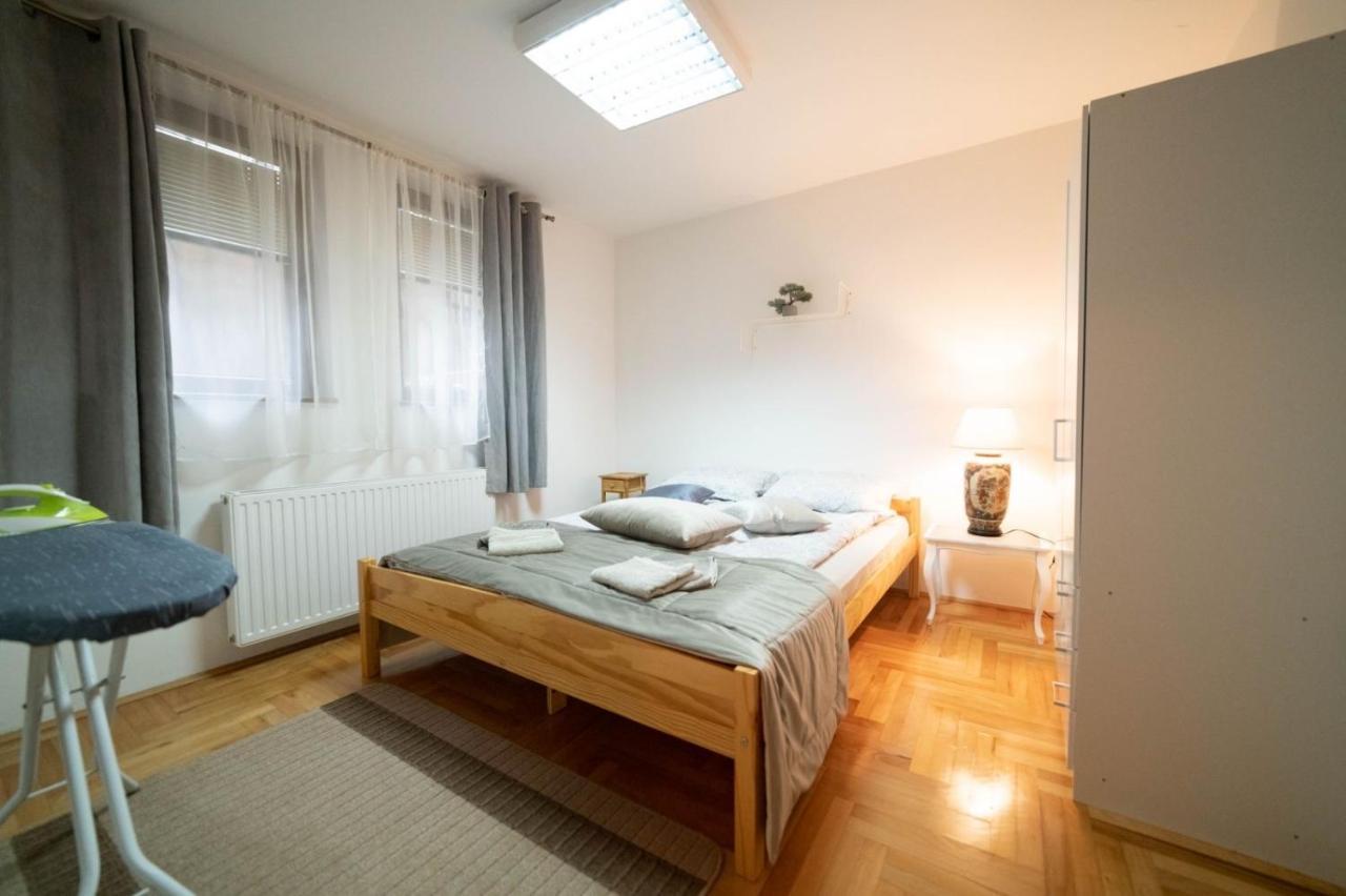Apartman Yellow House Sarajewo Zewnętrze zdjęcie