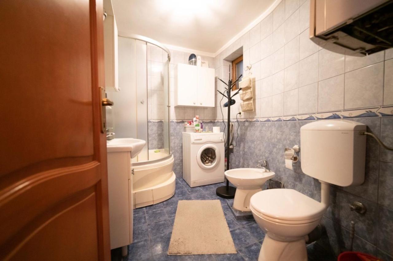 Apartman Yellow House Sarajewo Zewnętrze zdjęcie